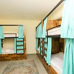 The Villa Hostel - By Lunar